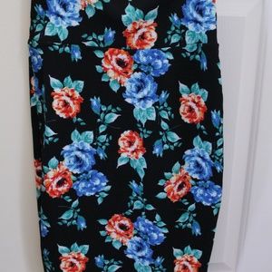 LulaRoe Cassie Pencil Skirt Black Floral SZ XS